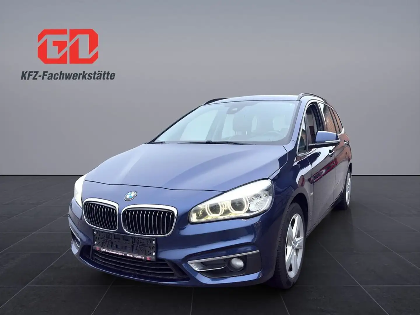 BMW 220 d xDrive Luxury Line,7-SITZER!! Blau - 1
