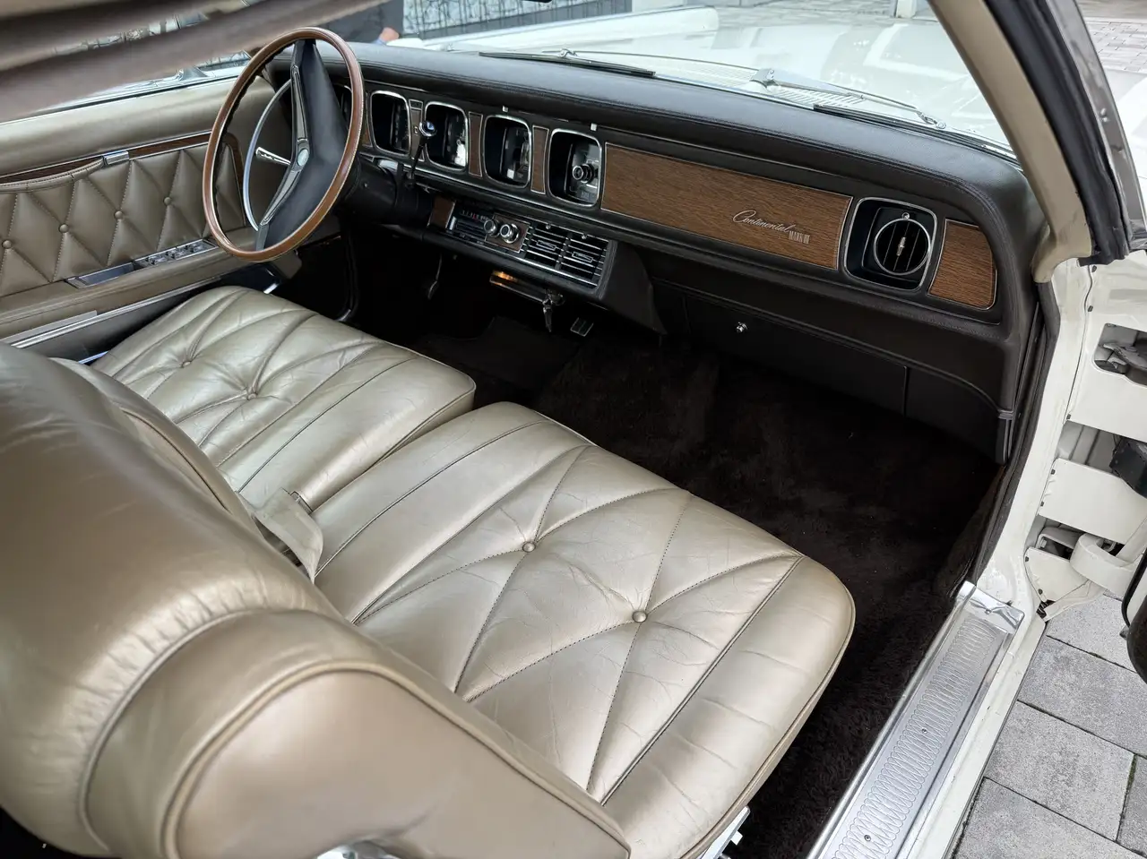 Lincoln Continental Mark III, foto 10