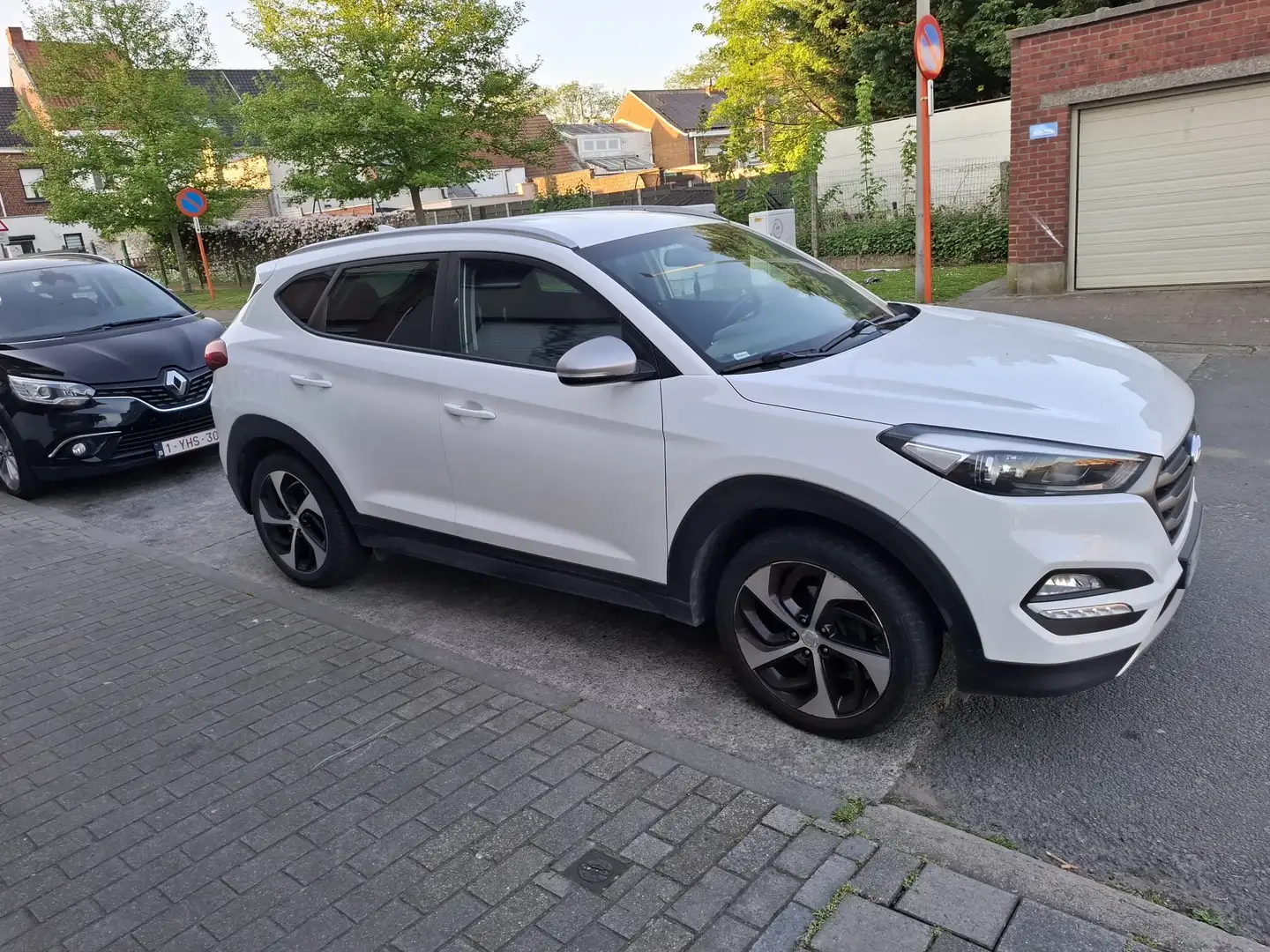 Hyundai TUCSON 1.6 GDi 2WD Urban Spirit ISG - 2
