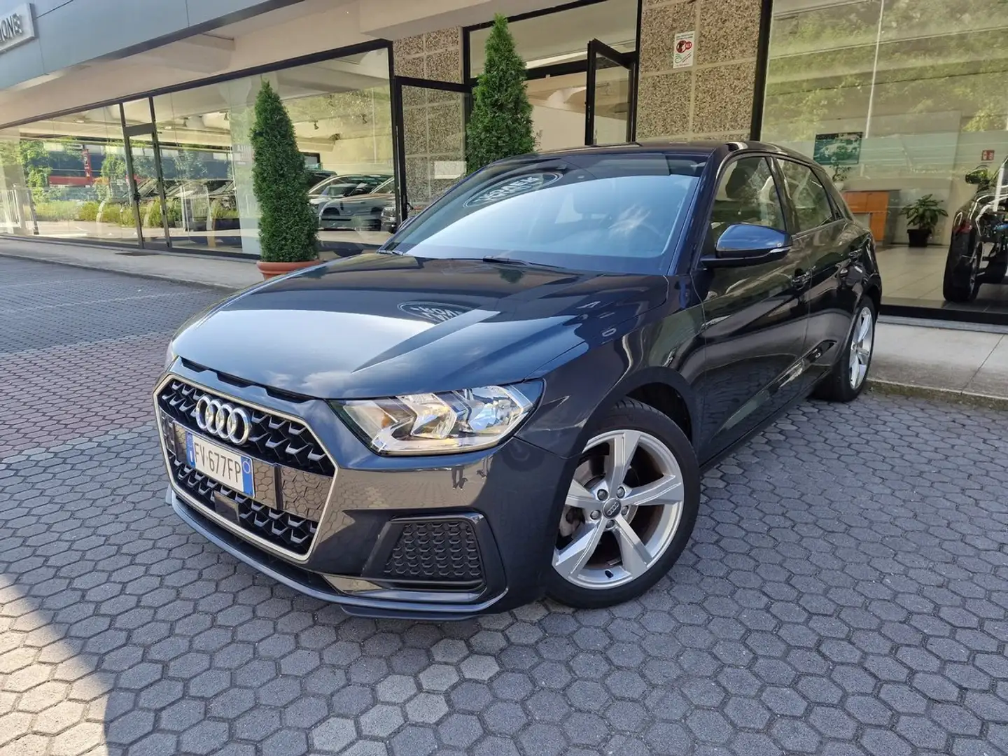 Audi A1 SPB 35 TFSI 150cv Admired Gris - 1