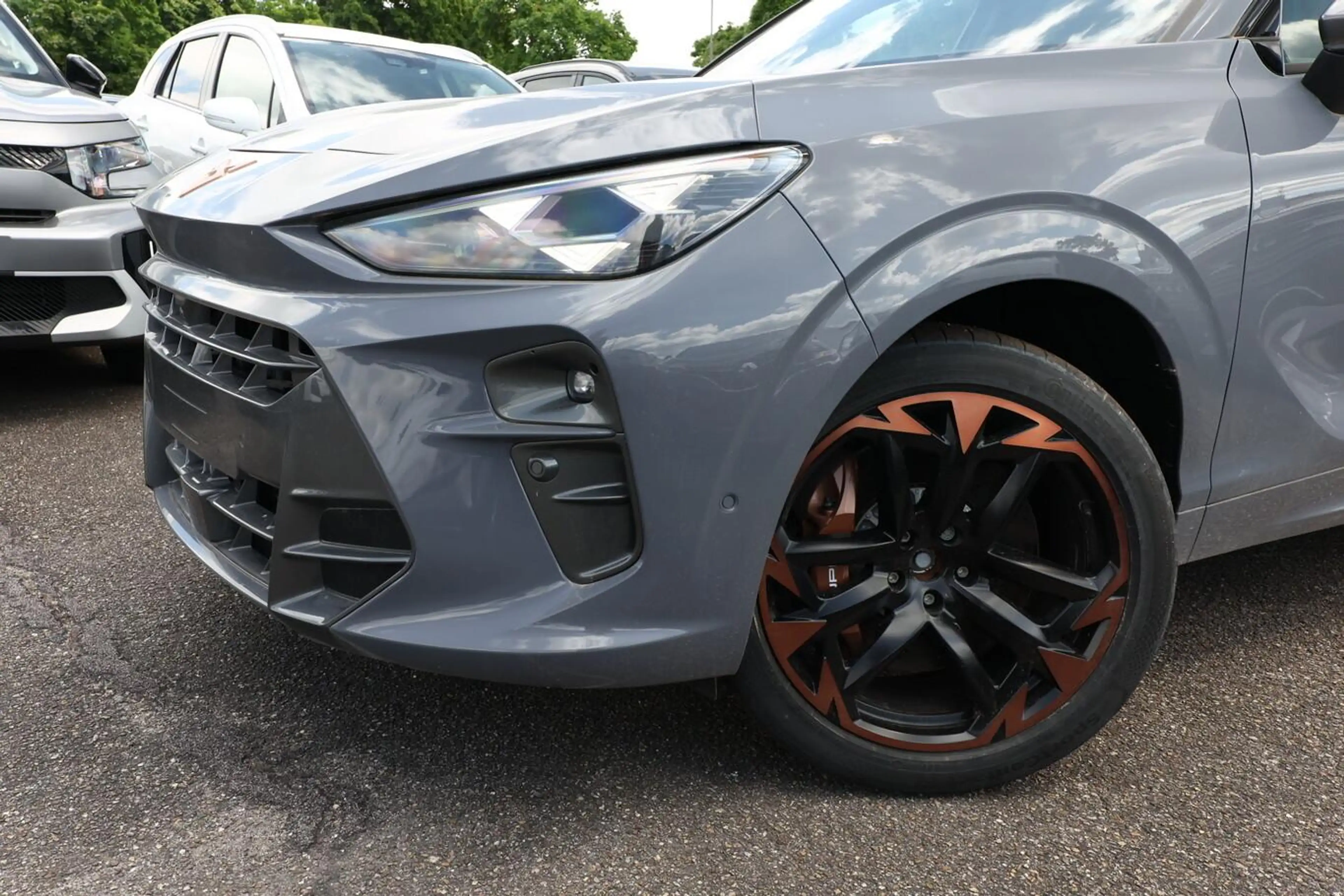 CUPRA Terramar VZ Akebono Pano Matrix 360° HuD Nav 20" 195 kW ... — photo 5