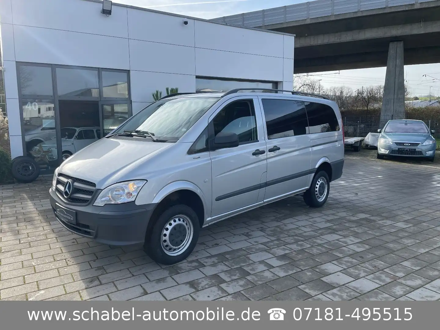 Mercedes-Benz Vito 4x4 116 CDI lang 67tkm 1.Hd 8-Sitze Silber - 1