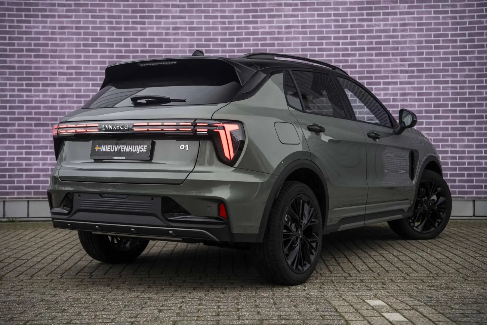 Lynk & Co 01 1.5 More | Demo | Nieuw model | 75 Km Elektrisch | Groen - 2