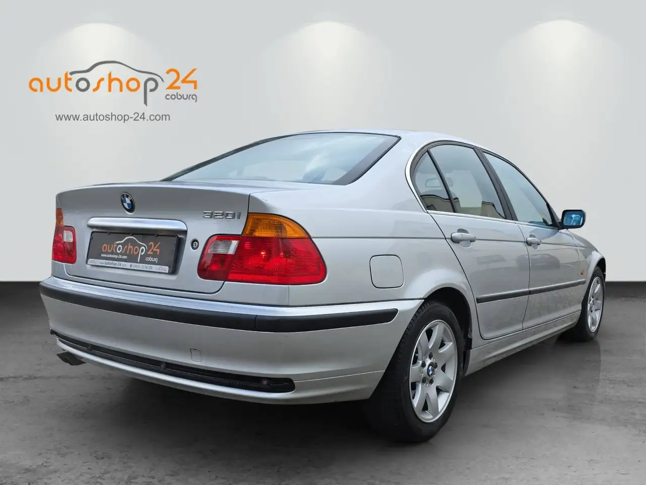BMW 320i*Automatik*TÜV NEU*6 Zylinder*, foto 3
