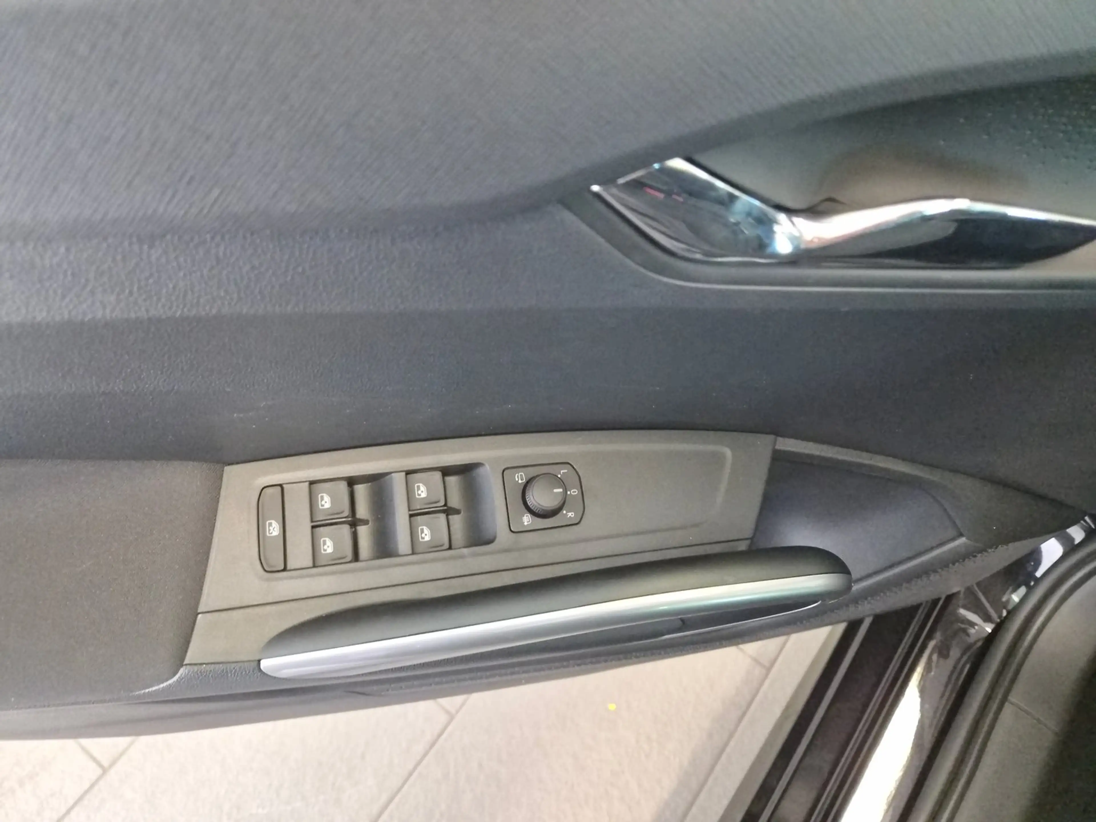 Skoda Fabia Selection TSI DSG — photo 3