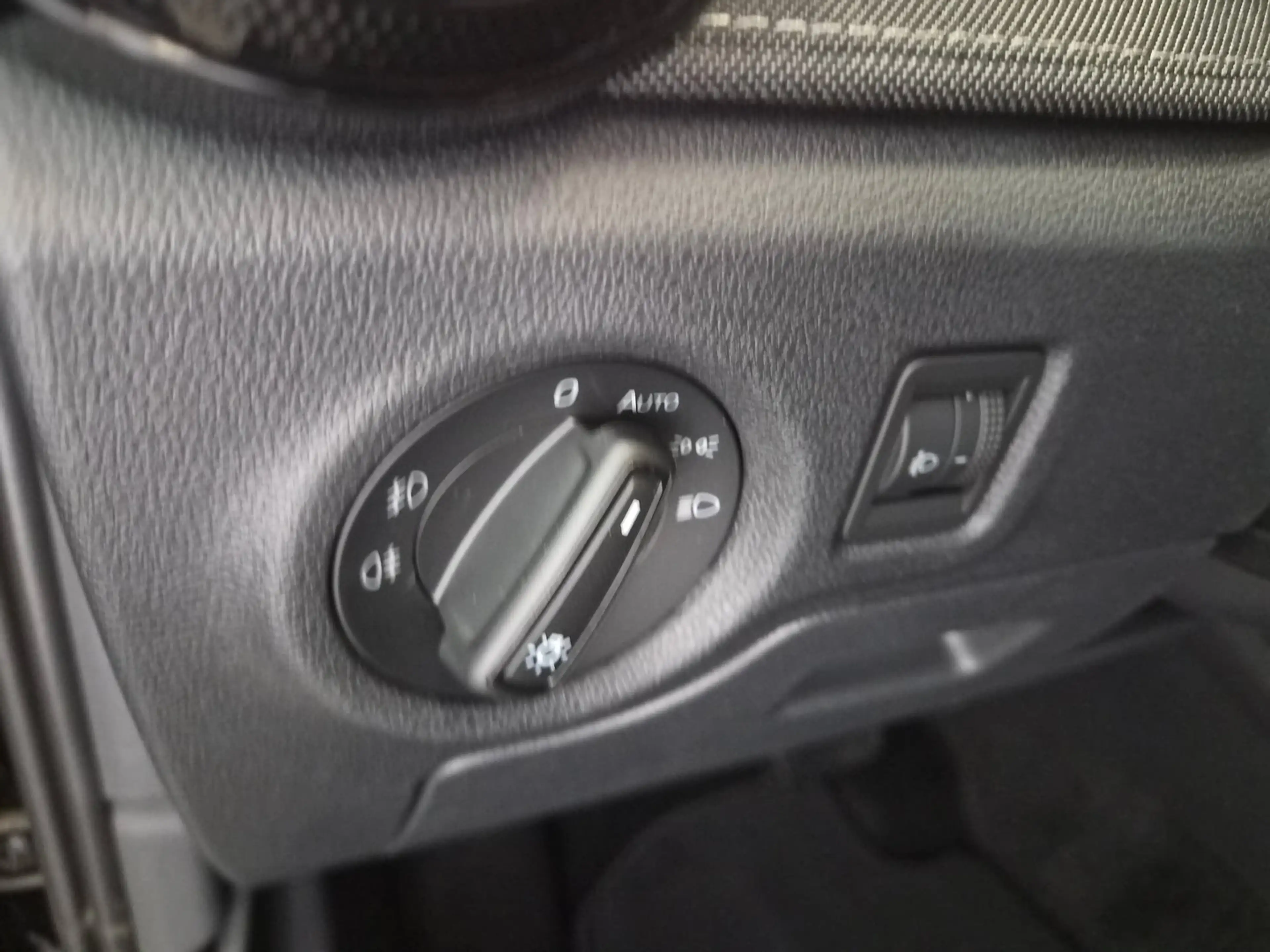 Skoda Fabia Selection TSI DSG — photo 4