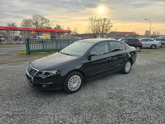 Volkswagen Passat Lim. Trendline TÜV NEU