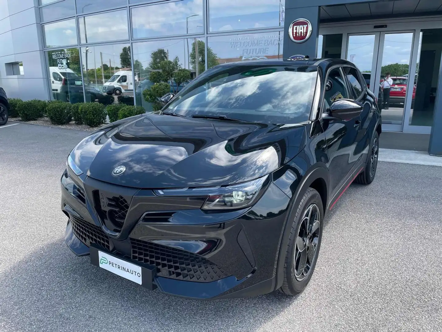 Alfa Romeo Junior 1.2 145cv Hybrid eDCT6 Speciale Km.Zero Nero - 1