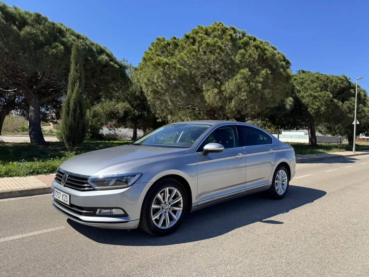Volkswagen Passat 2.0TDI Sport 110kW Argento - 2