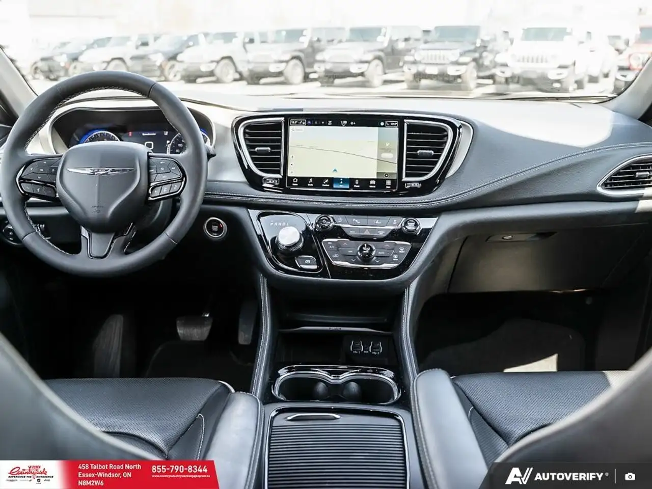 Chrysler Pacifica снимка Chrysler Pacifica