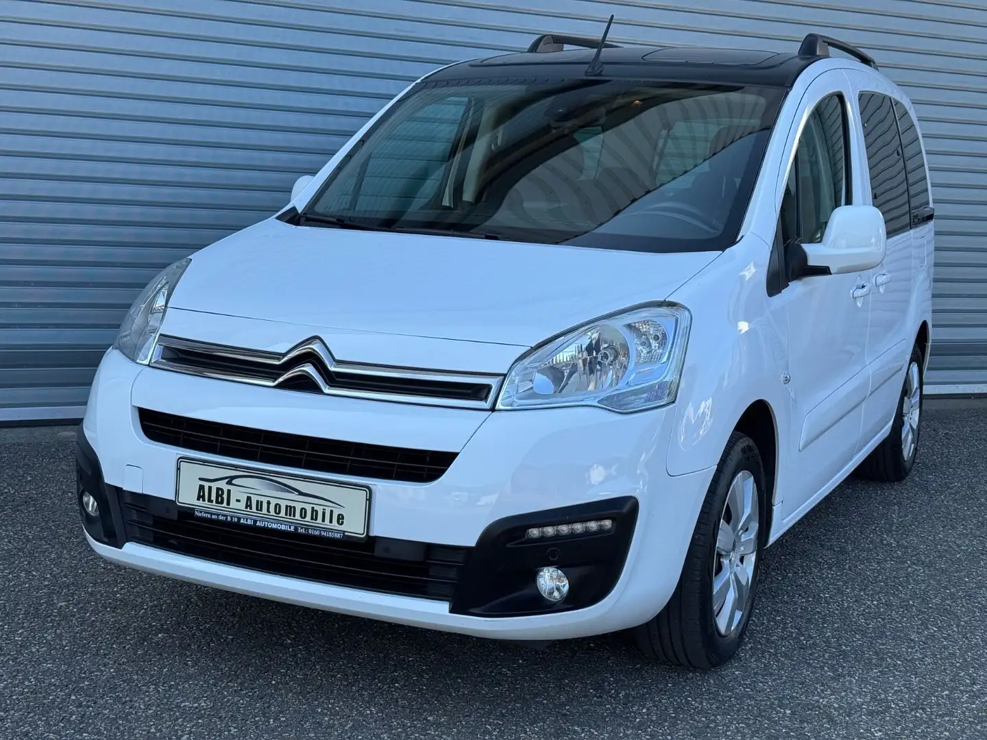 Citroen Berlingo Kombi Shine Panorama 2.Hand** Weiß - 1