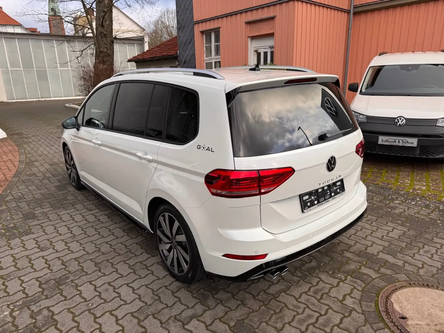 Volkswagen Touran 2.0 TDI GOAL R-Line/7-Sitze/LED/AHK/Navi/RFK Blanc - 2