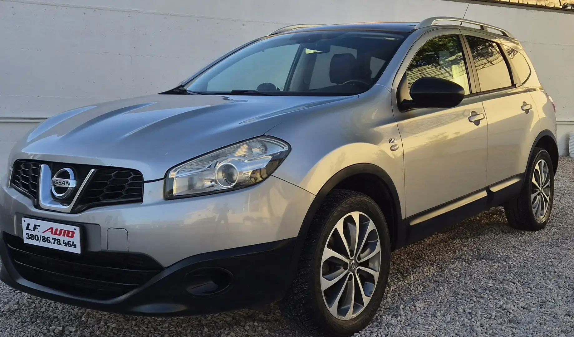 Nissan Qashqai+2 n-tec Grau - 1