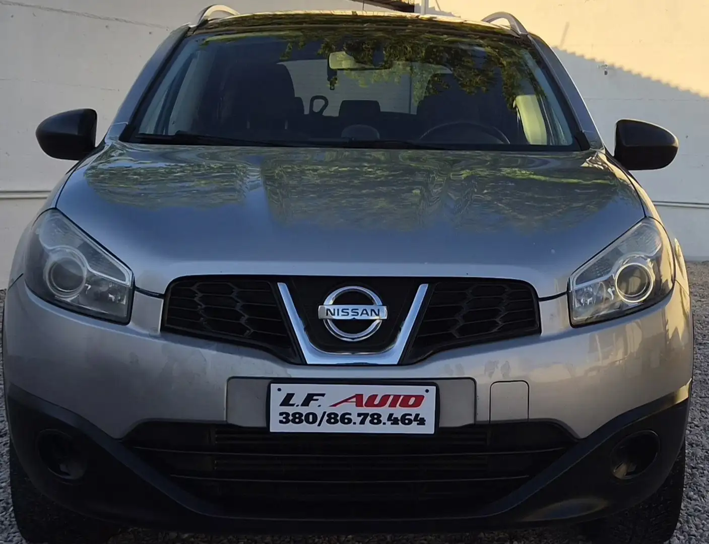 Nissan Qashqai+2 n-tec Grau - 2