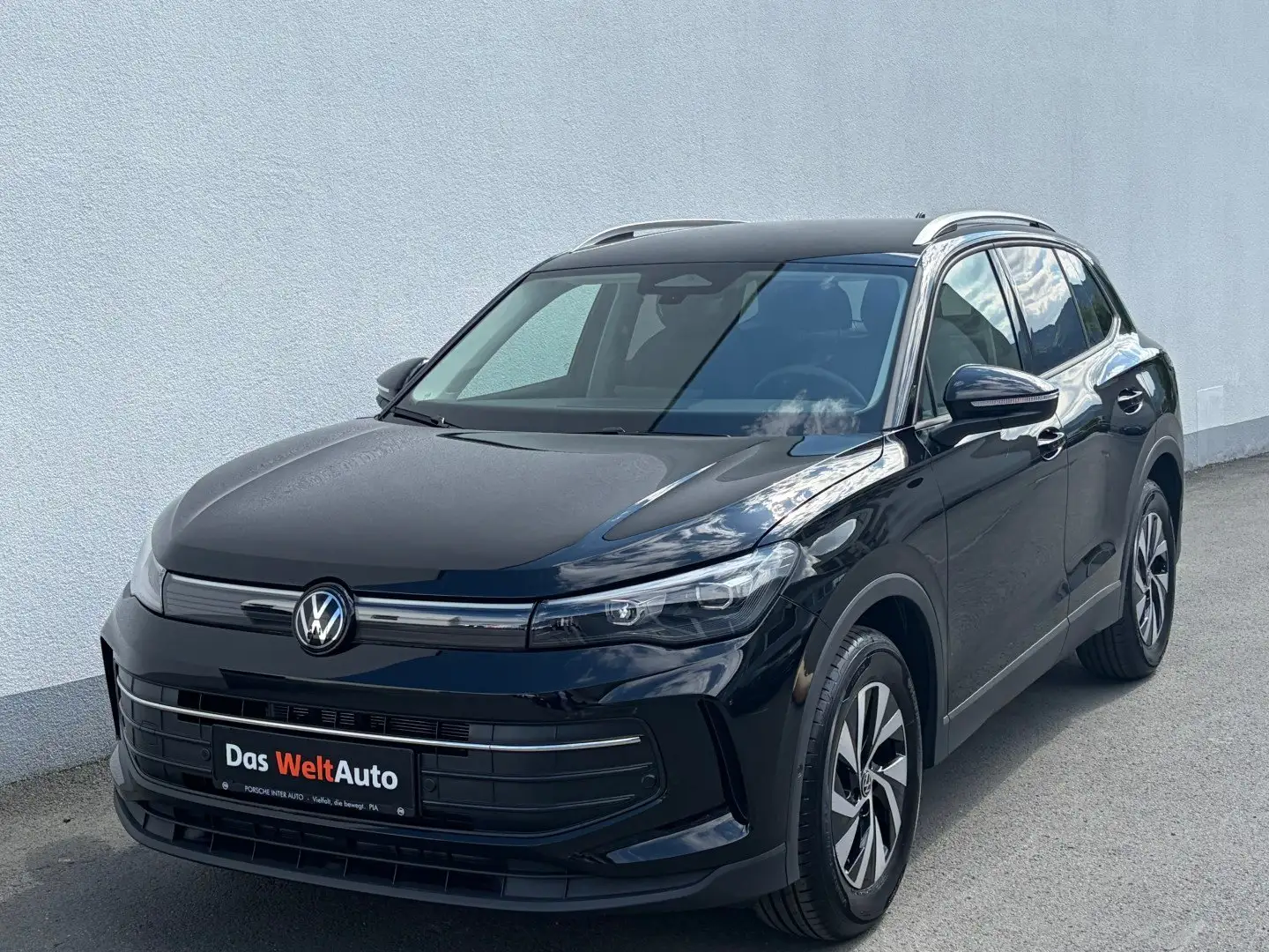 Volkswagen Tiguan Friends eTSI DSG Schwarz - 1