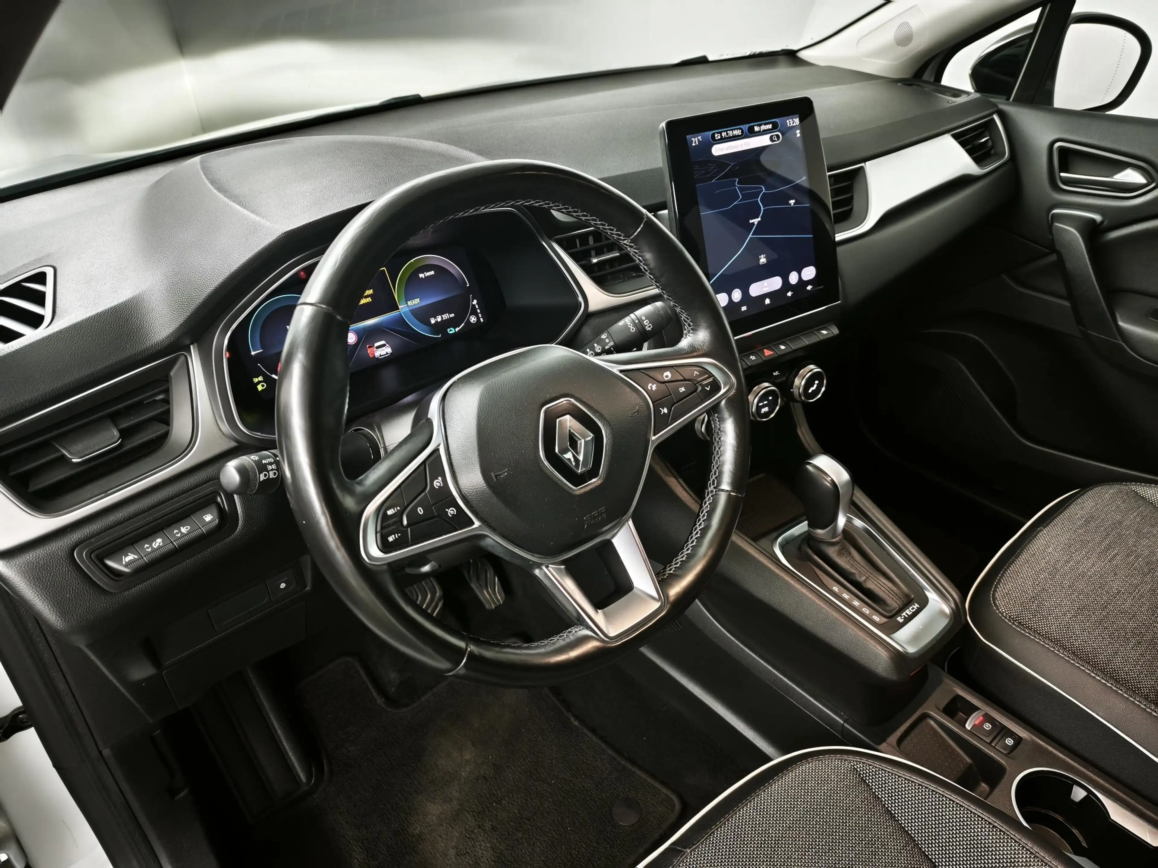 Renault Captur 1.6 E-Tech Plug-in Hybrid 160 Intens | Camera | 9, — photo 24