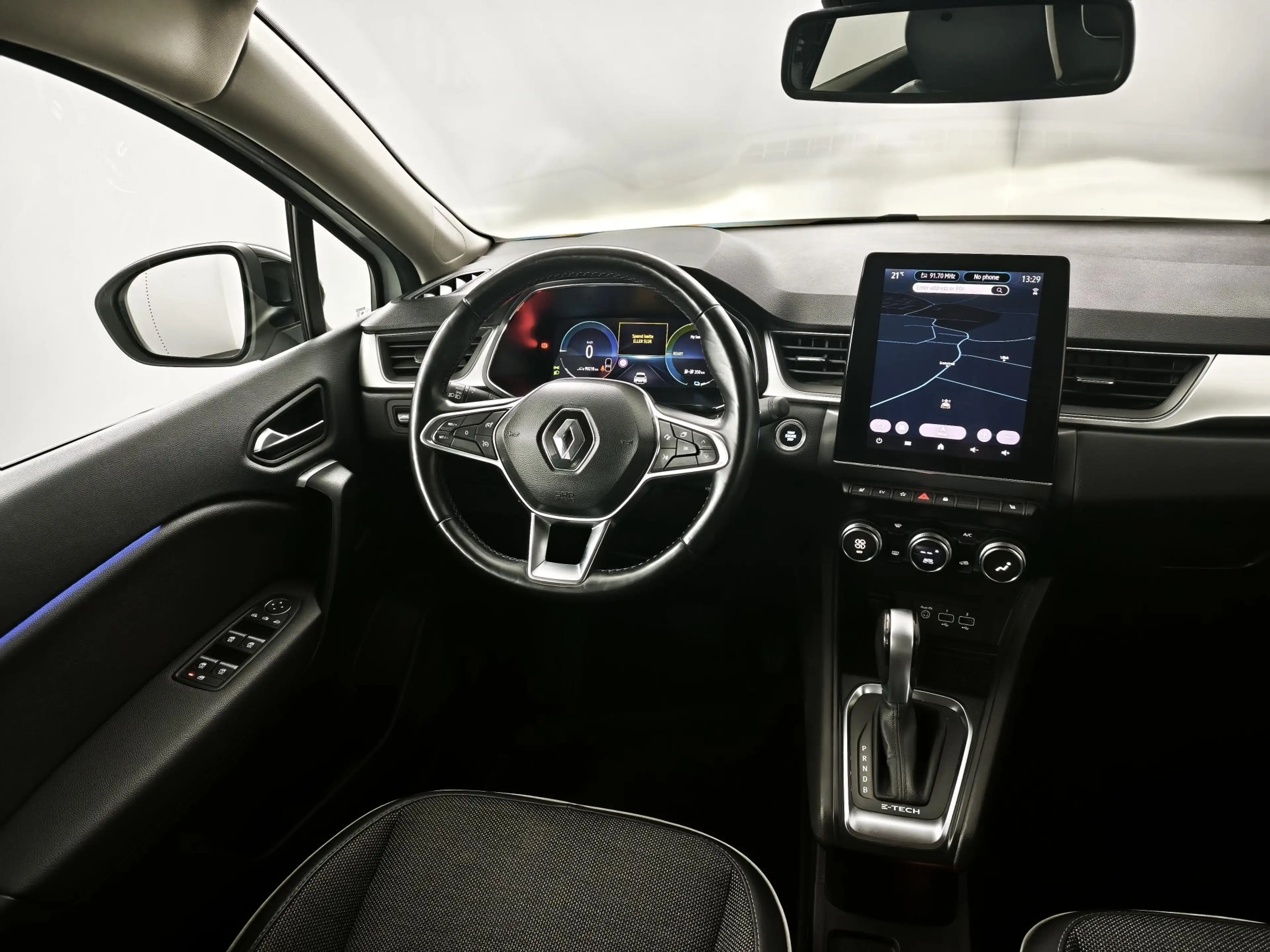 Renault Captur 1.6 E-Tech Plug-in Hybrid 160 Intens | Camera | 9, — photo 10