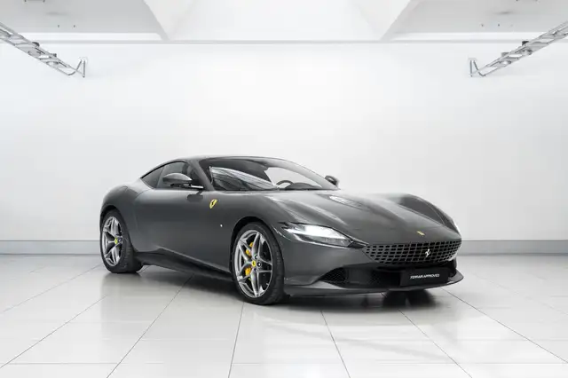 Ferrari Roma view 8