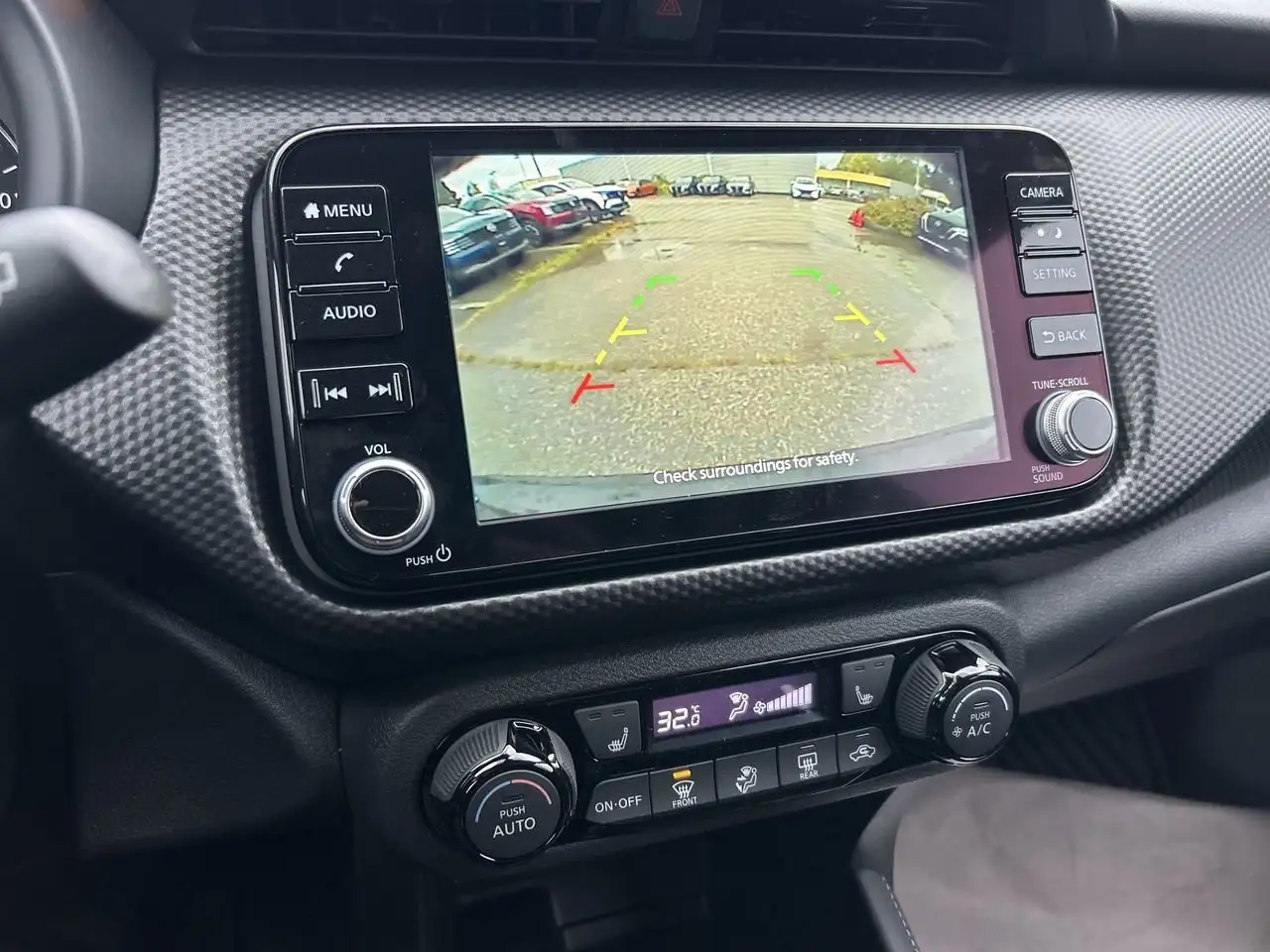 Nissan Kicks снимка Nissan Kicks