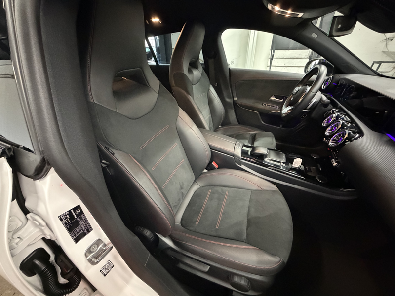 Mercedes-Benz CLA 250 e 8G-DCT AMG Line | AHK — photo 14