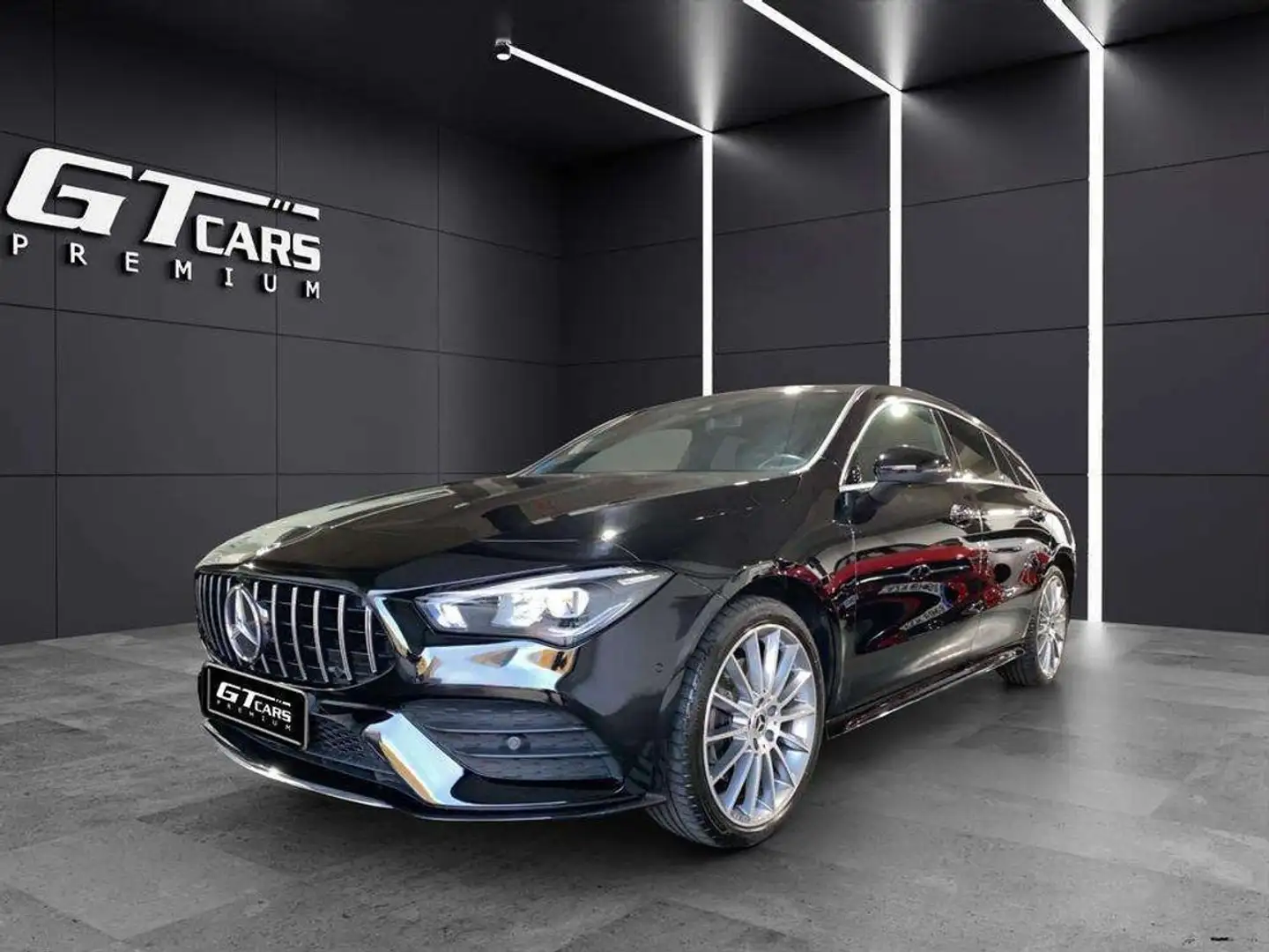 Mercedes-Benz CLA 45 AMG 250e Shooting Brake Negro - 1