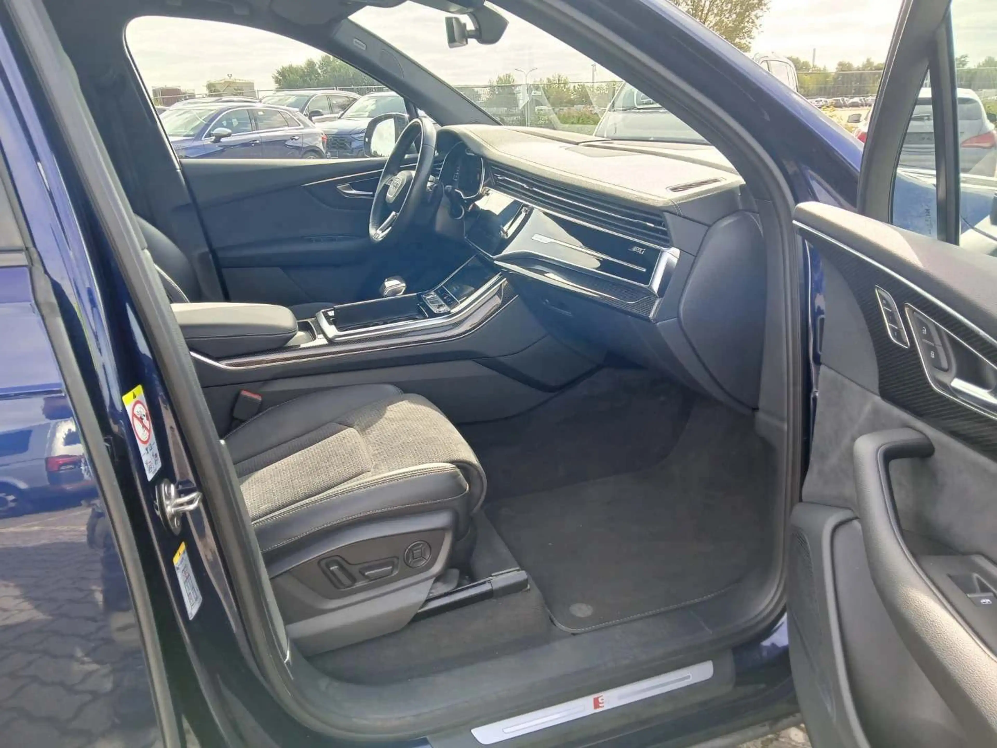 Audi Q7 Competition plus 7-Sitze/Laser/22Zoll/Pano/ — photo 9