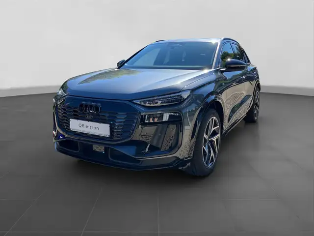 Audi E-Tron view 2