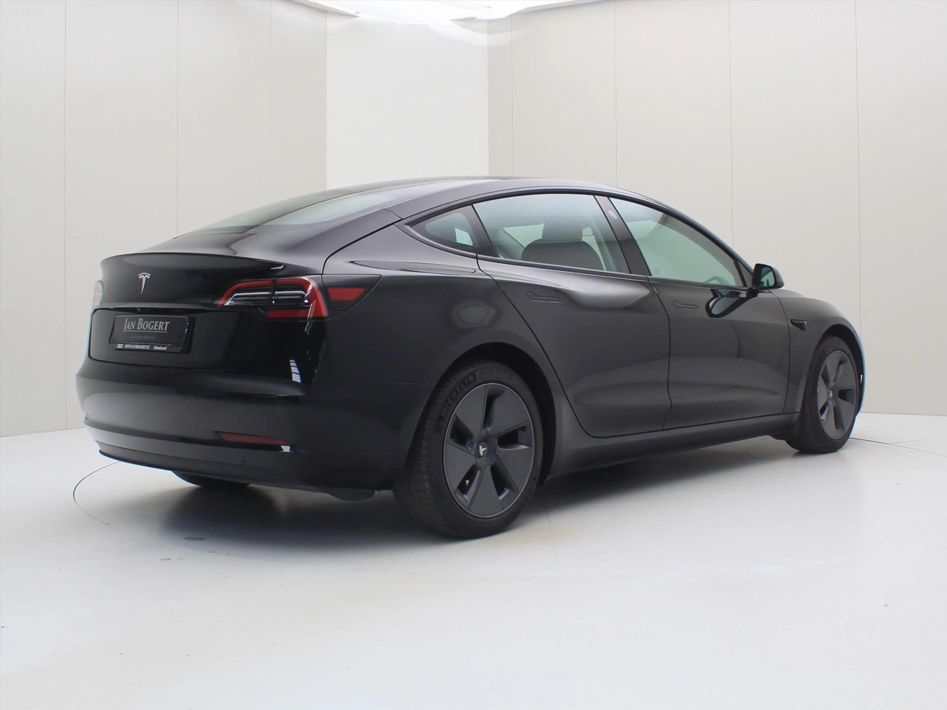 Tesla Model 3 Standard RWD Plus UPGRADE 93.5% SoH [ AMD RYZEN+LF — photo 2