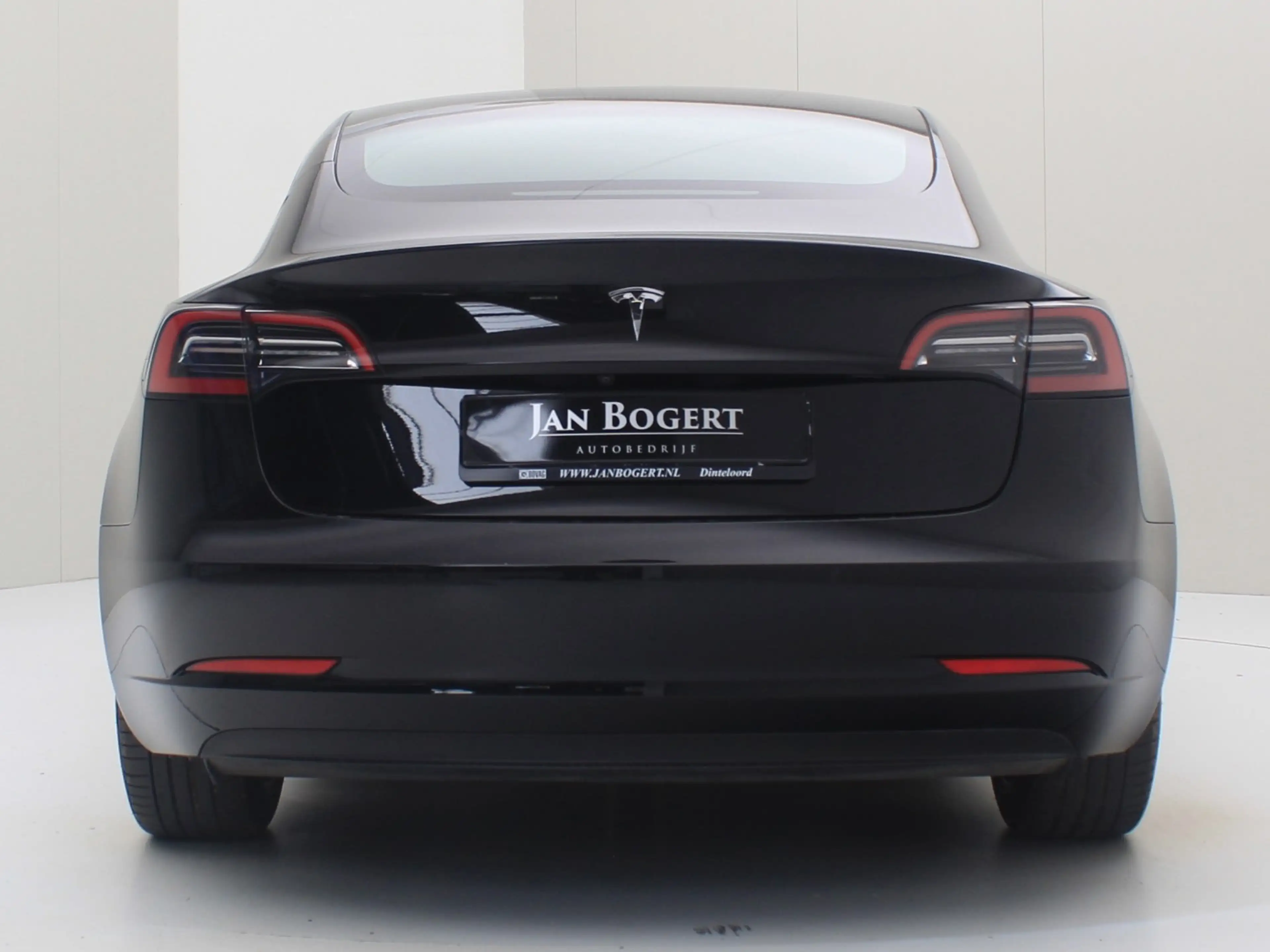 Tesla Model 3 Standard RWD Plus UPGRADE 93.5% SoH [ AMD RYZEN+LF — photo 6