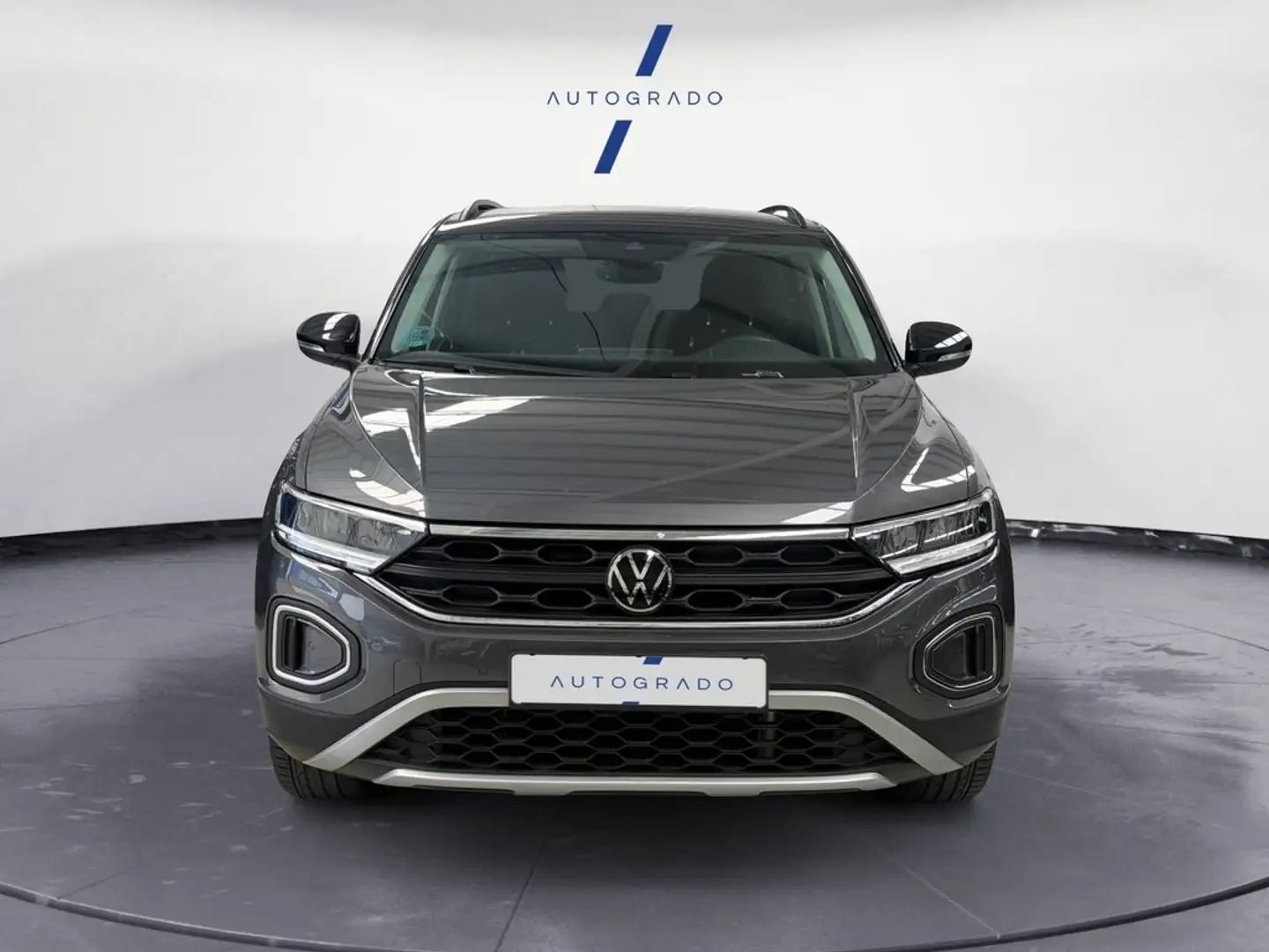 Volkswagen T-Roc Dark 1.0 TSI 81kW (110CV) Gris - 2