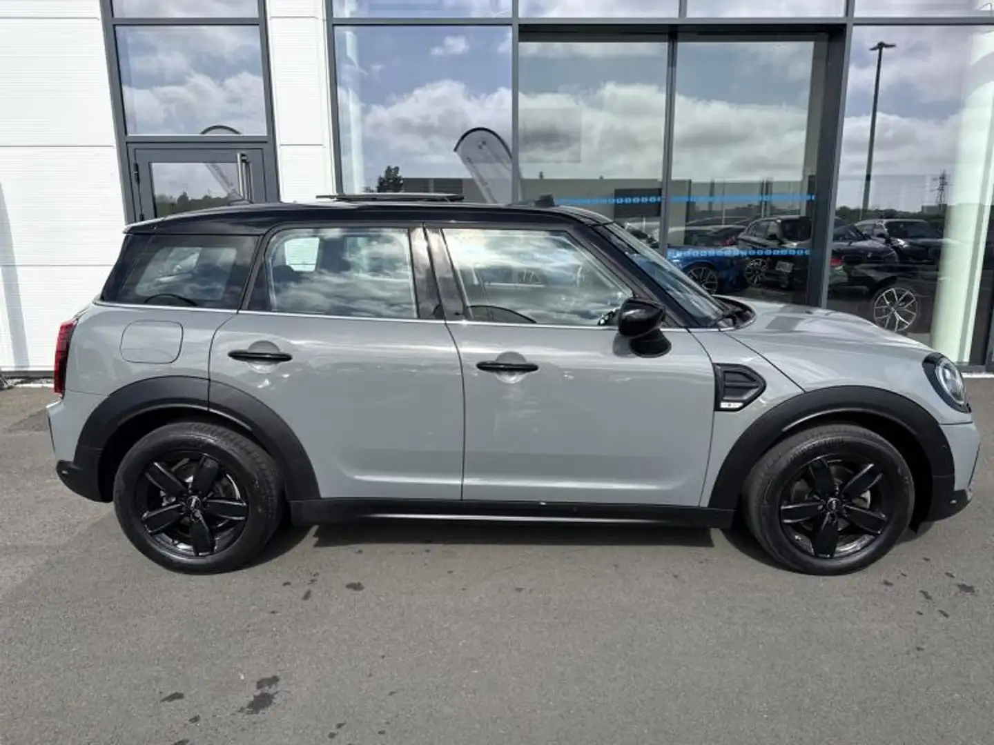 MINI Countryman C Cooper 136ch Edition Premium Plus BVA7 - 2