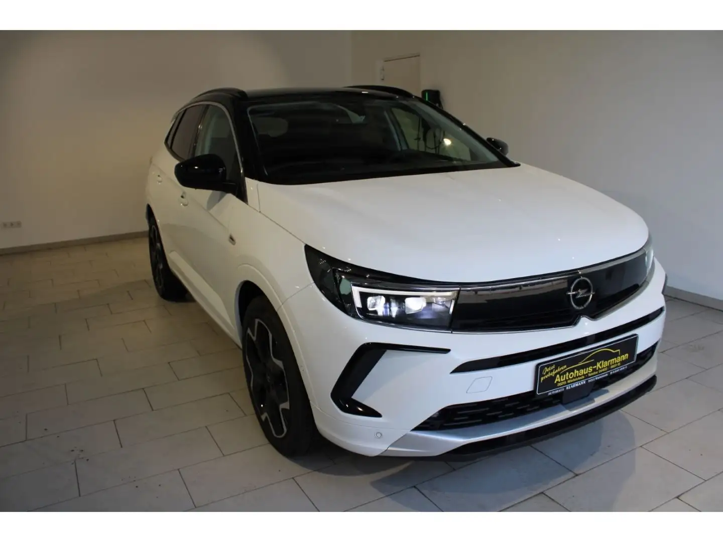 Opel Grandland X Grandland Ultimate 1.2 Turbo EU6e Navi Leder 360 Blanc - 2
