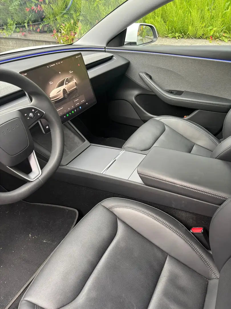 Tesla Model 3 Model 3 Standard Reichweite Plus Hinterradantrieb - 2