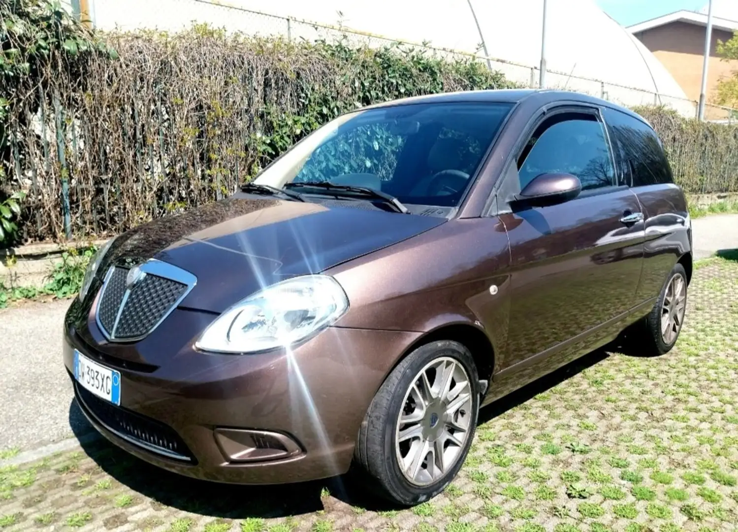 Lancia Ypsilon 1.2 Versus Bronzo - 1
