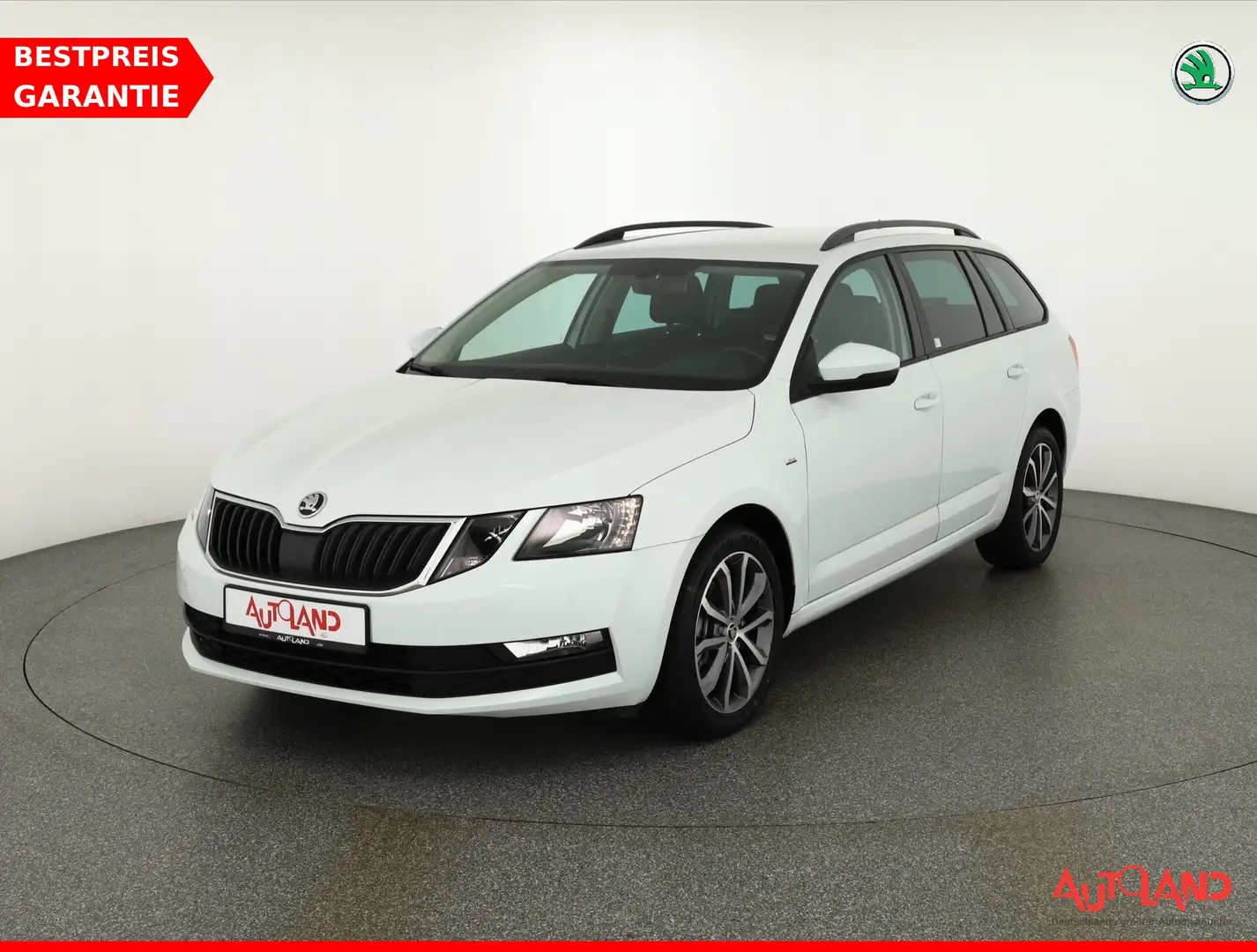 Skoda Octavia Combi 1.0 TSI Navi Sitzheizung DAB Blanc - 1