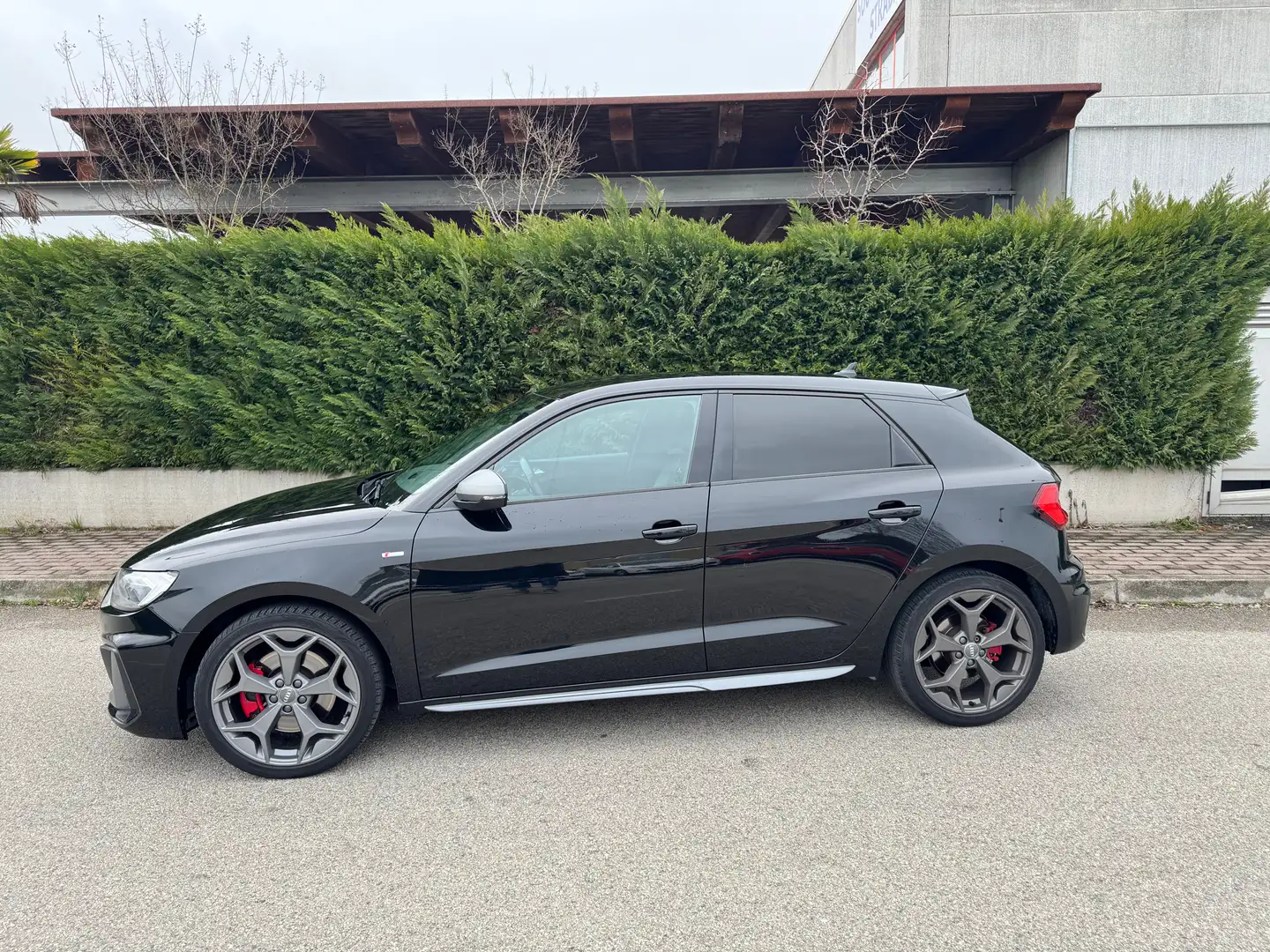 Audi A1 A1 Sportback 40 2.0 tfsi S Line Edition 200cv my20 Nero - 1
