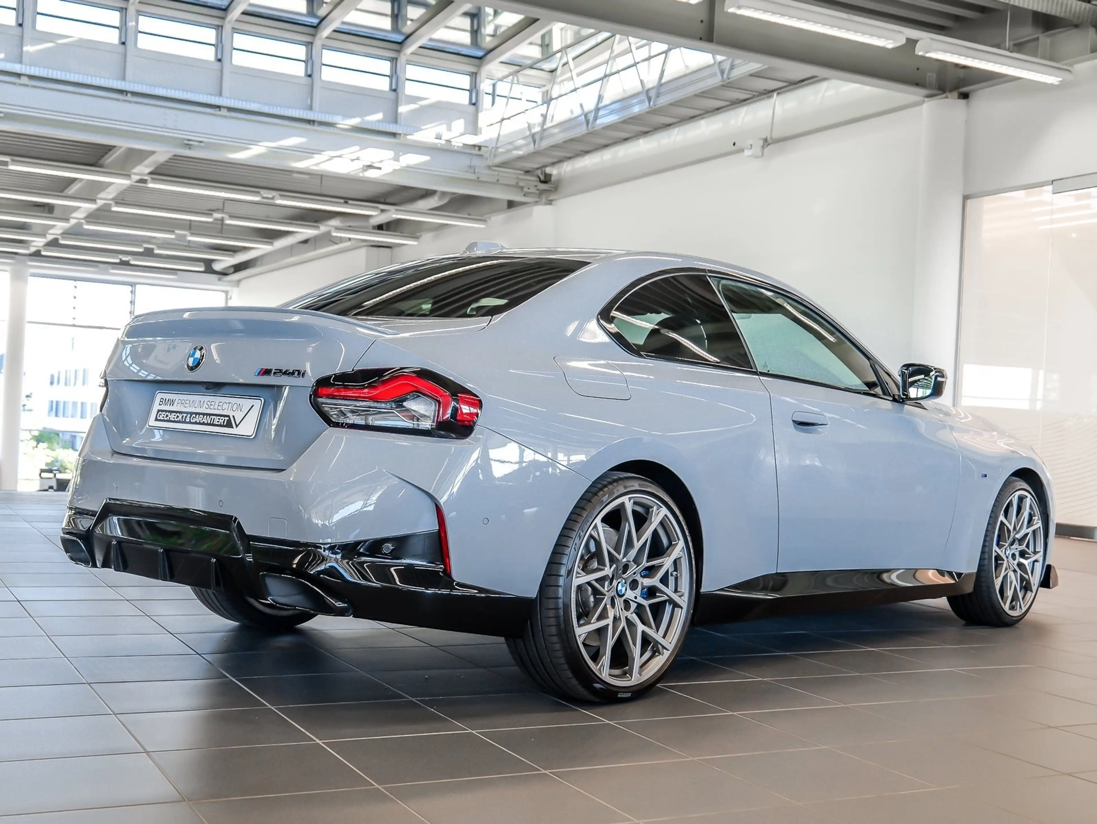 BMW 240 M240i xDrive Klimaaut. LM Allrad ABS — photo 2