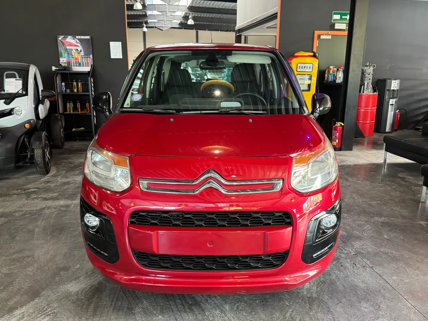 Citroen C3 Picasso C3 Picasso  Attraction/ PRET A IMMATRICULER Rouge - 2