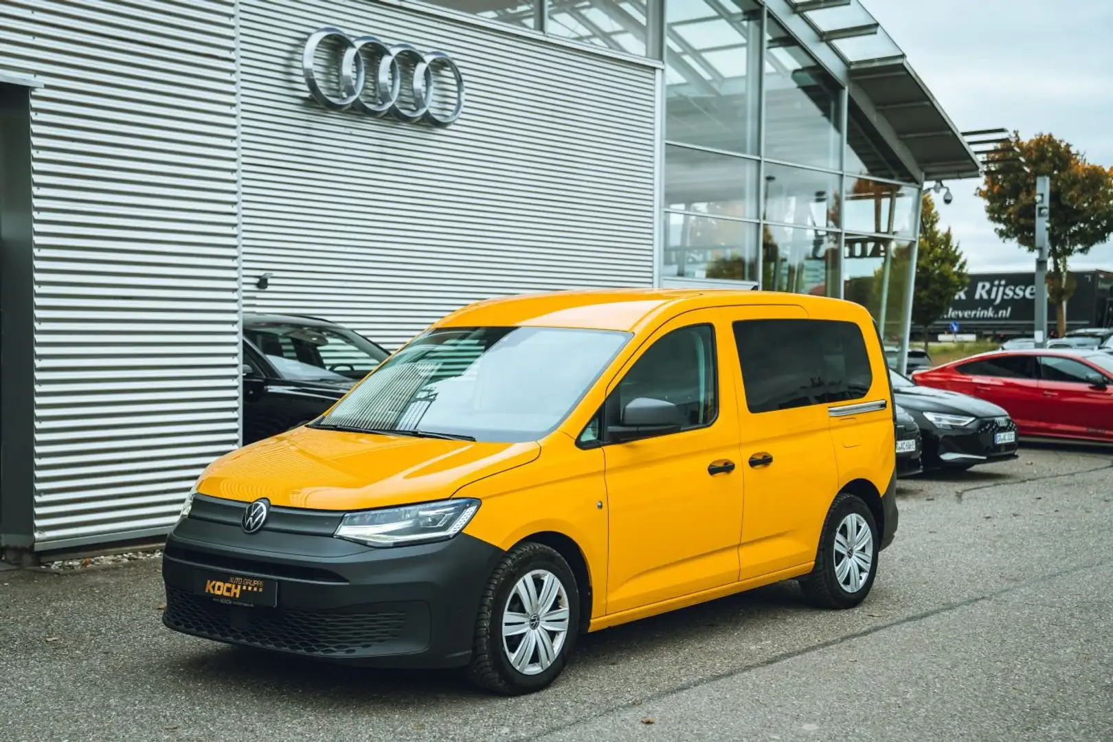 Volkswagen Caddy 2.0 TDI ALLRAD Navi AHK LED Gelb - 2
