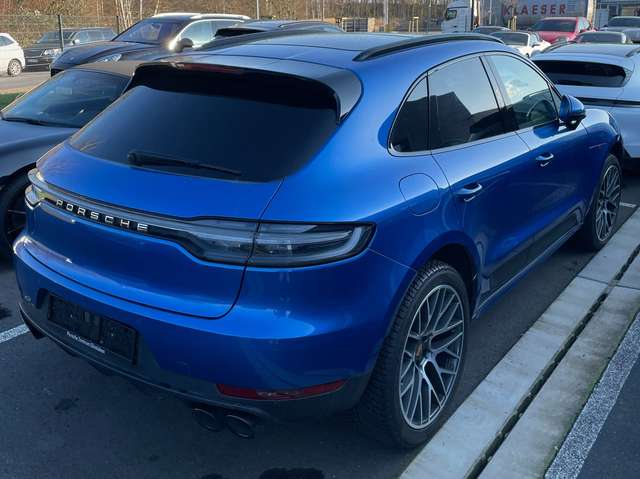Imagine Porsche Macan Macan S PDK