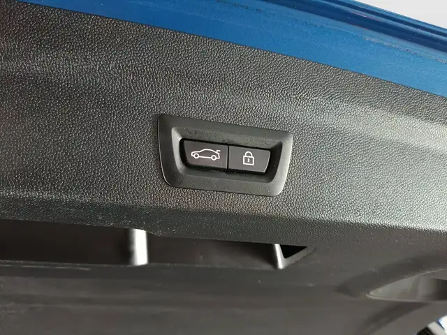 Mini Hatch view 15