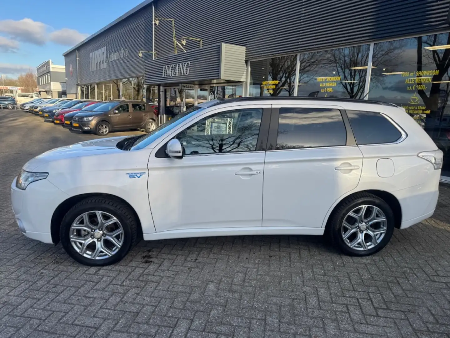 Mitsubishi Outlander 2.0 PHEV Instyle+ Super compleet!/ NAP!! Wit - 2