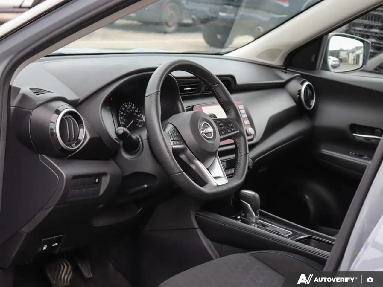 Nissan Kicks снимка Nissan Kicks