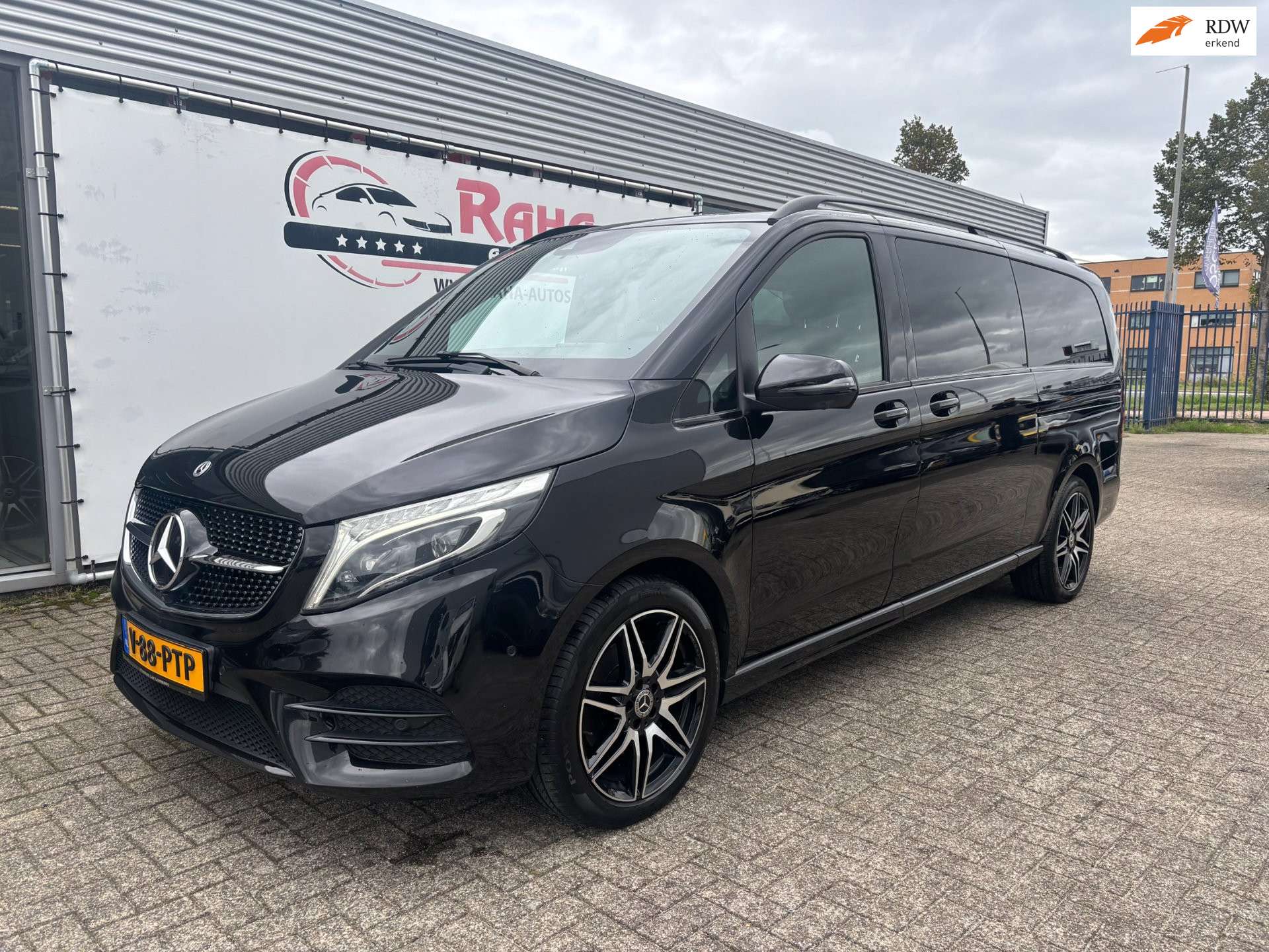 Mercedes-Benz V 300