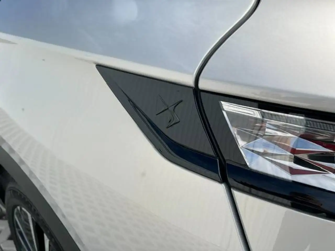 DS Automobiles DS 7 Crossback 2025 — фото 10