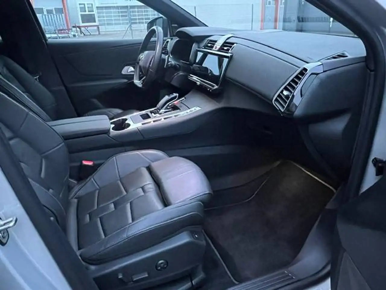 DS Automobiles DS 7 Crossback 2025 — фото 15