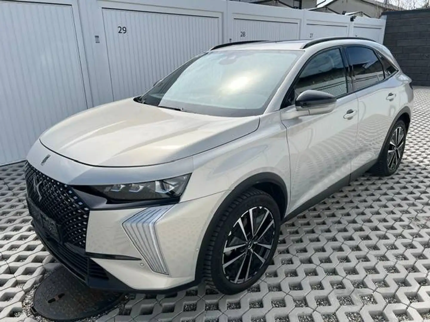 DS Automobiles DS 7 Crossback Etoille Beige - 1