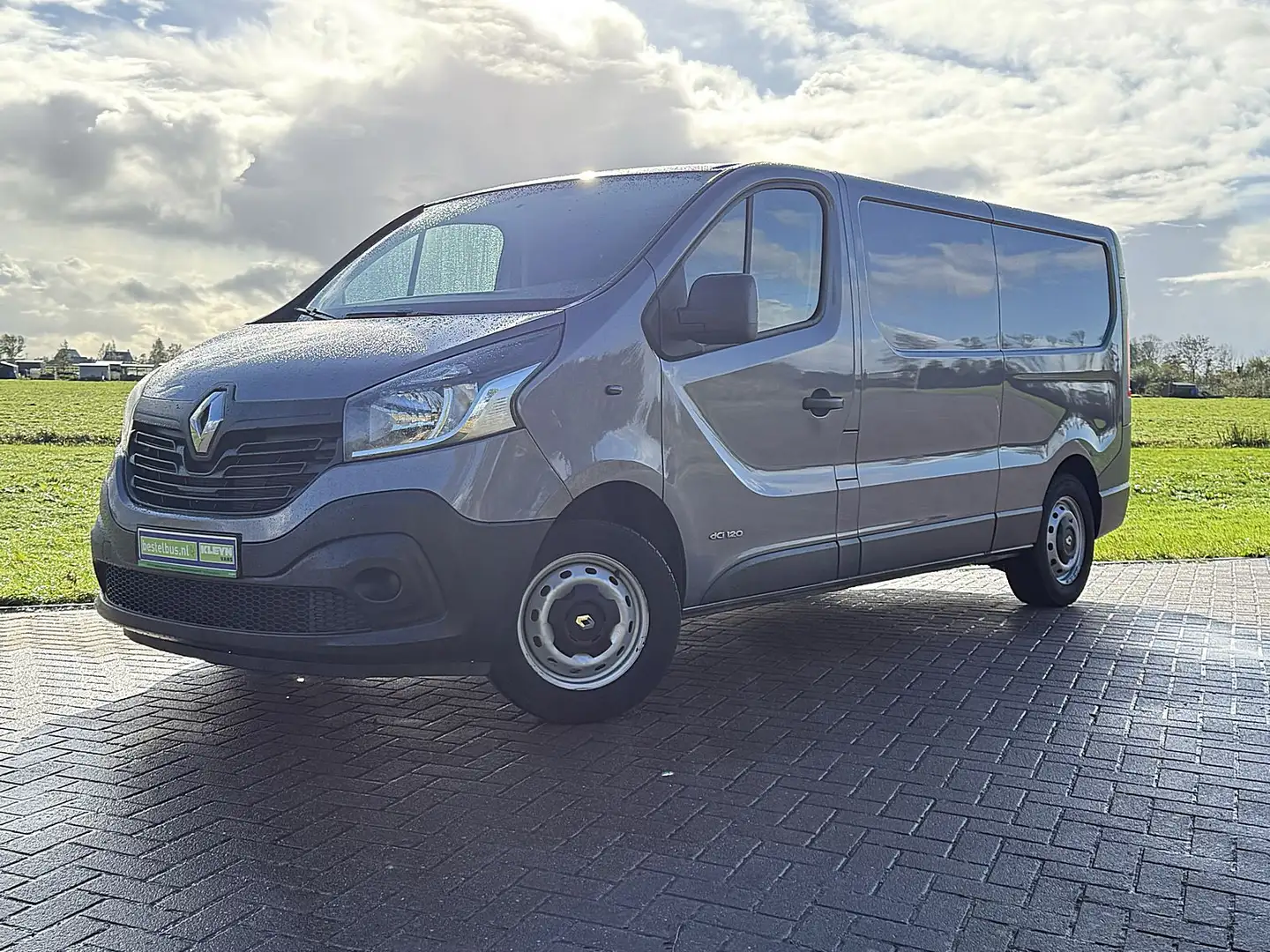 Renault Trafic 1.6 dCi T29 L2H1 Energy Grijs - 1