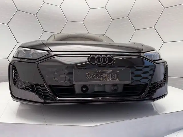 Audi e-tron GT view 15