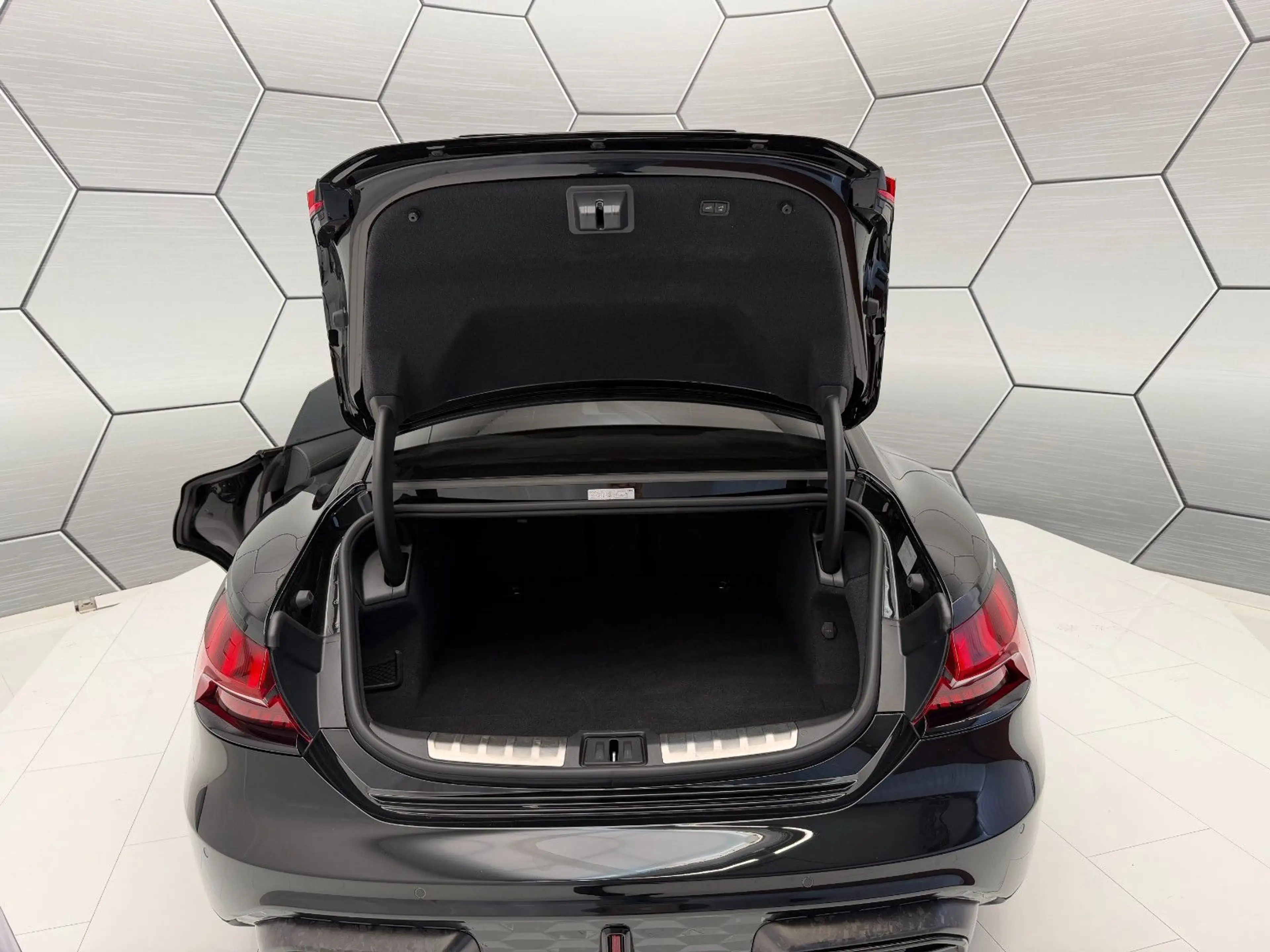 Audi RS e-tron GT performance Carbon Massage Keramik — photo 6